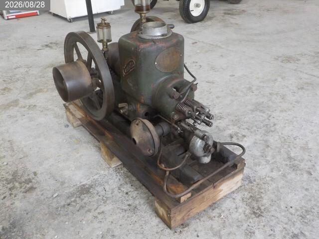 クボタ 発動機 写真