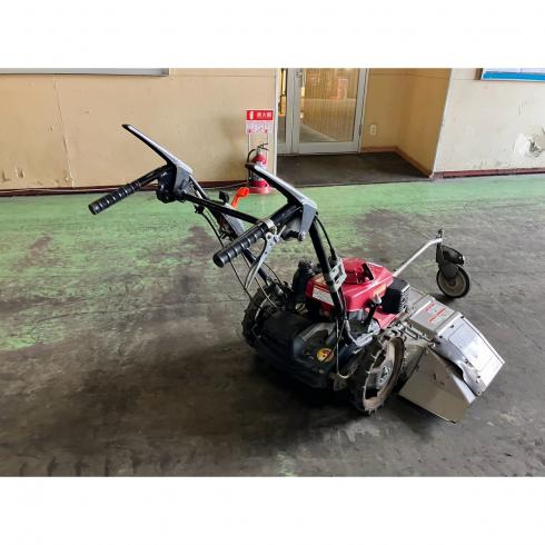 草刈機 UM2460 写真４