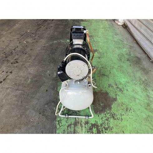 コンプレッサー TFP04E-10 写真３