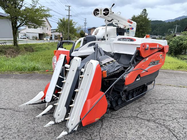 クボタ コンバイン 写真