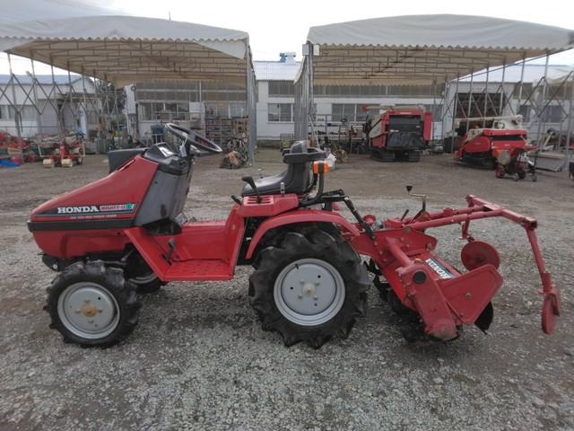 トラクター RT130 写真２