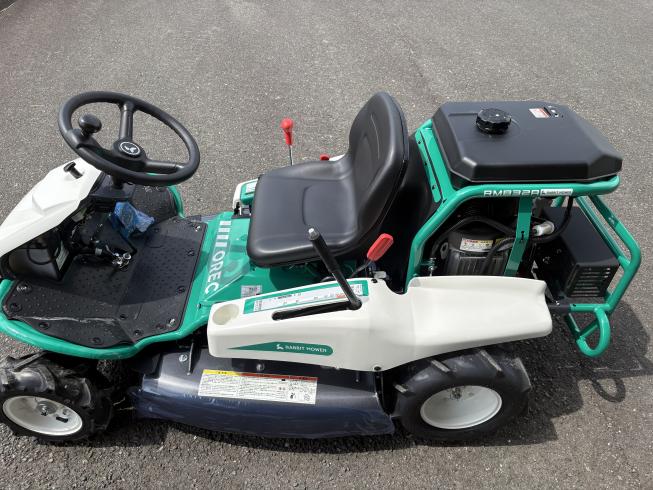 乗用草刈機 RM832A 写真８