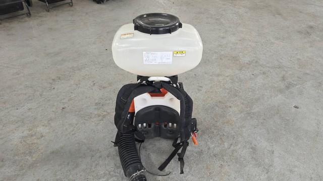 動力散布機 DME605 写真３