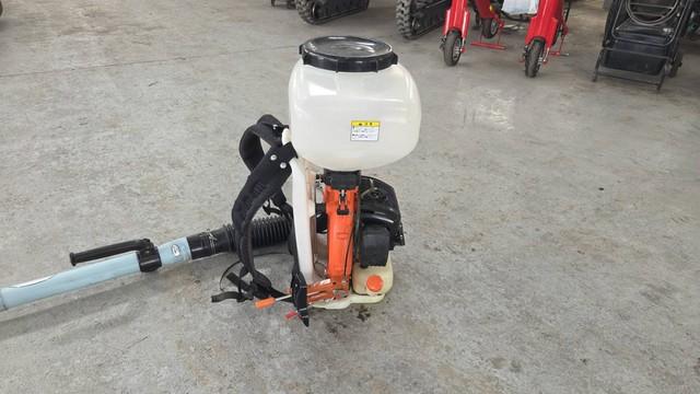 動力散布機 DME605 写真４