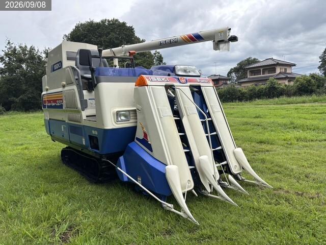 イセキ コンバイン 写真