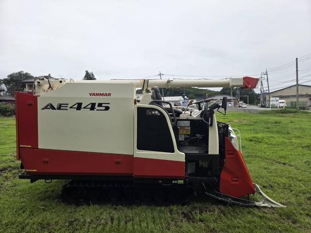 コンバイン AE445 写真２