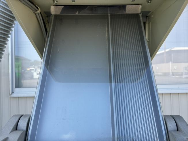 色彩選別機 FGS-2000(1)　上越〇 写真６