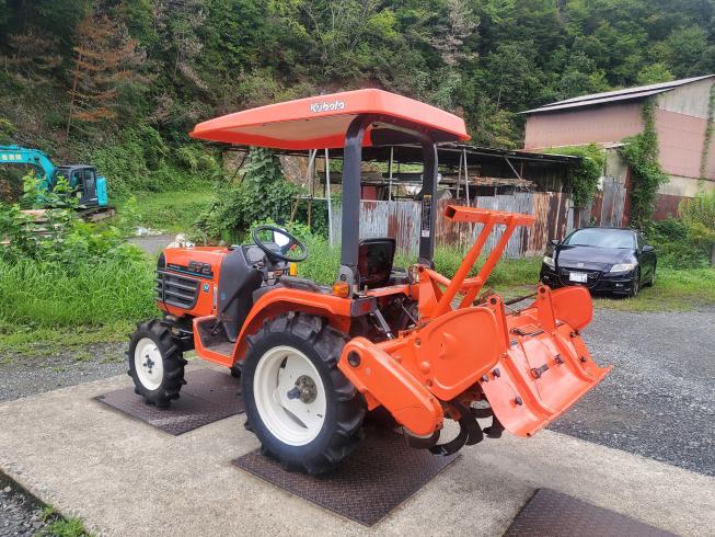 トラクター B72(16.5馬力) 写真３