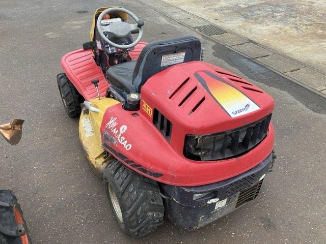 乗用草刈機 CMX2202 写真２