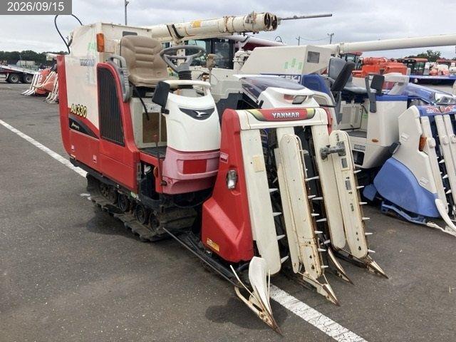 ヤンマー コンバイン 写真