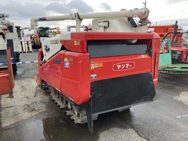 コンバイン GC222 写真３