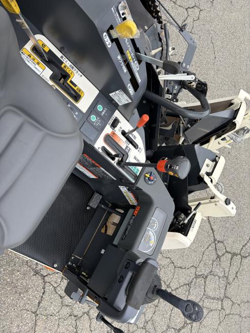 コンバイン V323 写真９