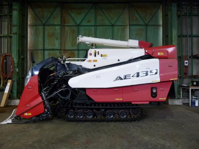 コンバイン AE439 写真４