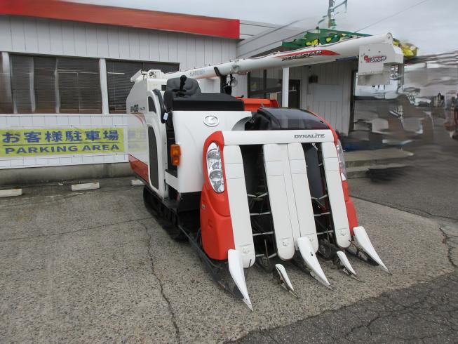 クボタ コンバイン 写真