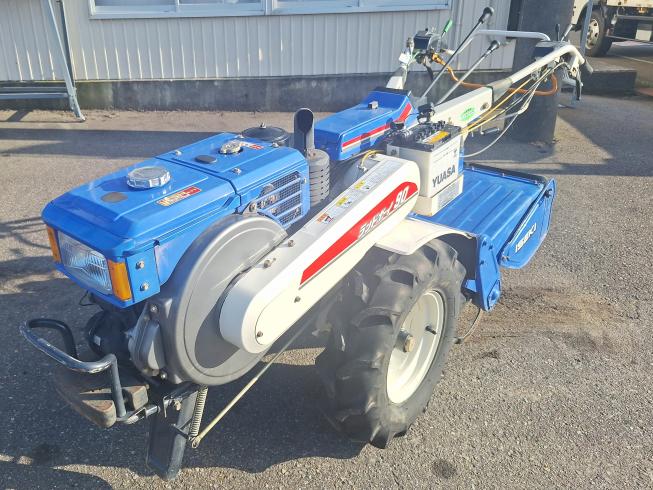 イセキ 耕耘機 写真