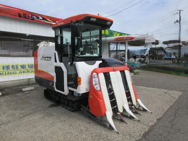 クボタ コンバイン 写真