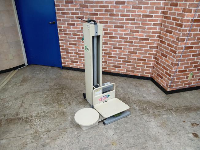 アテックス 米袋昇降機 写真