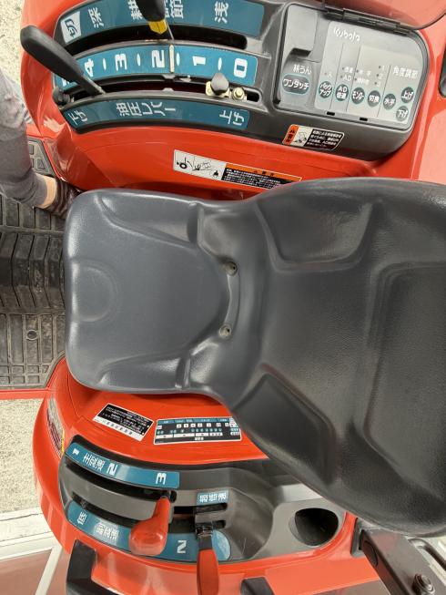 トラクター T240DBMAXRF1 写真９
