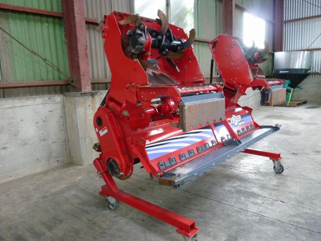 ハロー TXC240 写真２