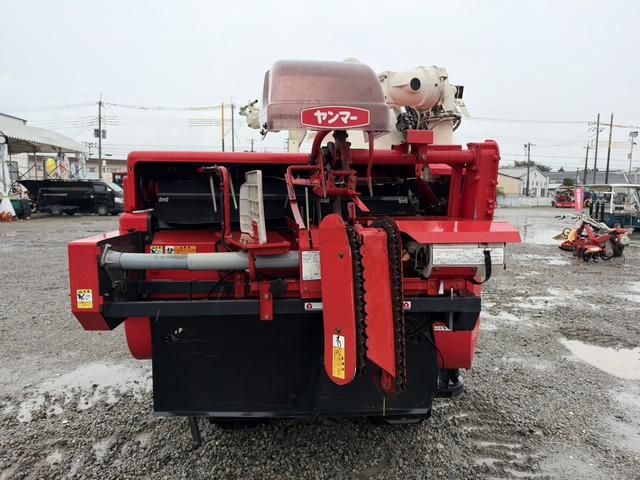 コンバイン GC222 写真３