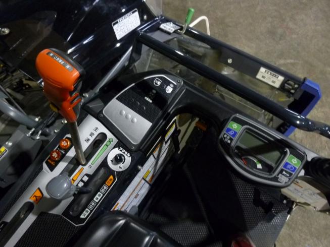 コンバイン HFR442G 写真３