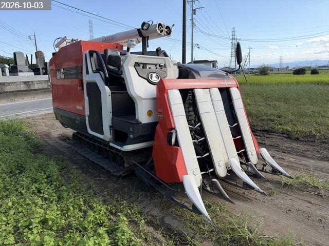 クボタ コンバイン 写真