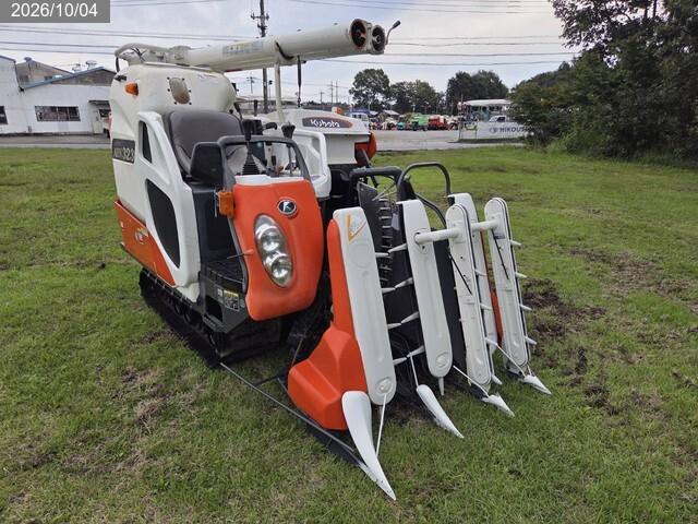 クボタ コンバイン 写真