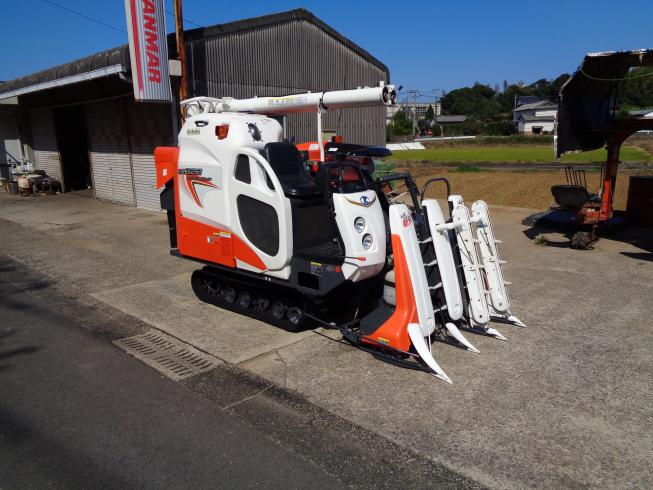 コンバイン ER323SPGW 写真２