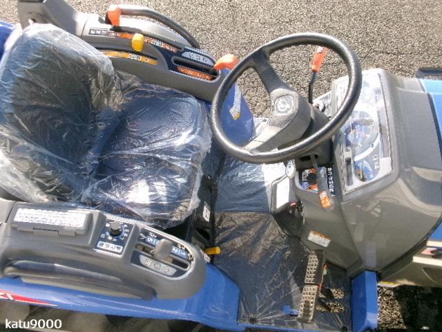 トラクター TH205 写真３