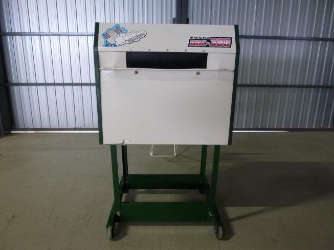タイガーカワシマ 苗箱洗浄機 写真