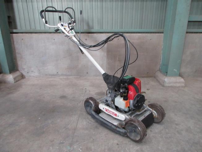 オーレック 草刈機 写真