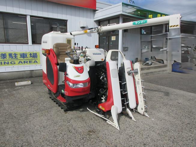 ヤンマー コンバイン 写真