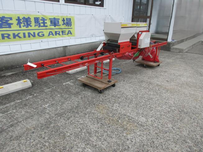 コンマ 播種機 写真