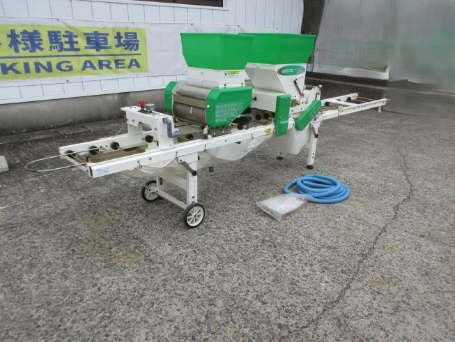 スズテック 播種機 写真