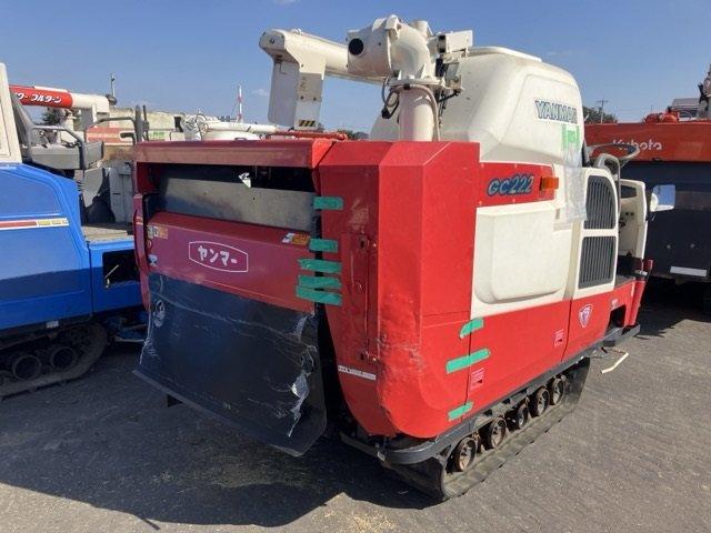 コンバイン GC222 写真２