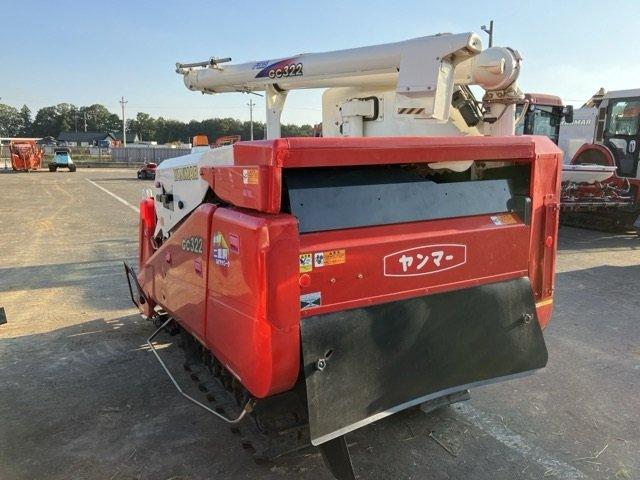 コンバイン GC322G 写真３