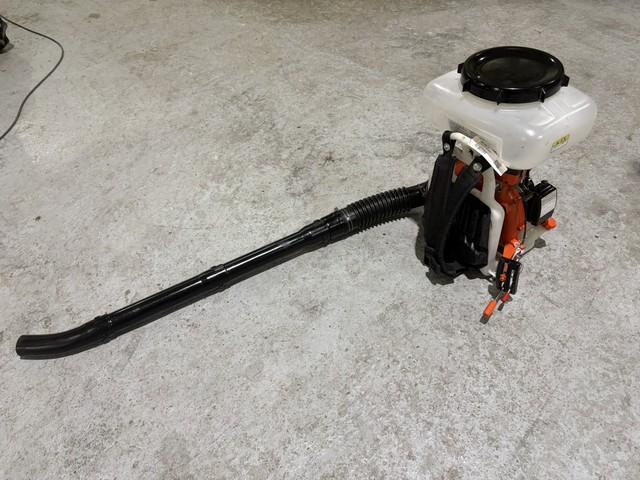 散布機 DME401A 写真２