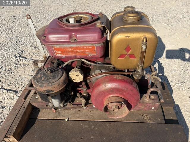 三菱 発動機 写真