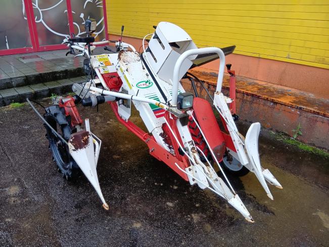 ヤンマー 枝豆収穫機 写真