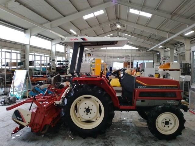 トラクター F255 写真３