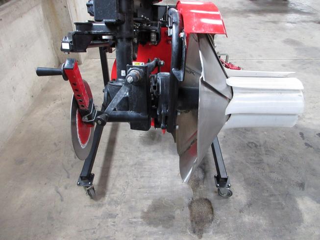 畦塗機 RM750H 写真６