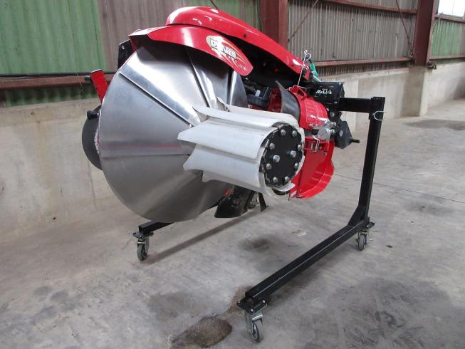 畦塗機 RM750H 写真２