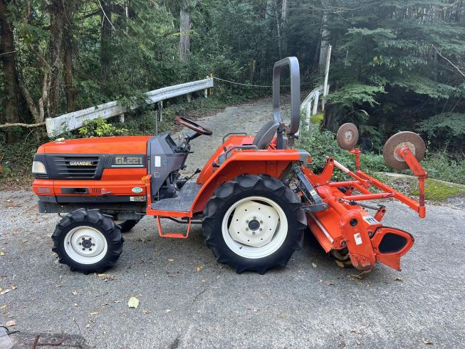 トラクター GL221 写真３