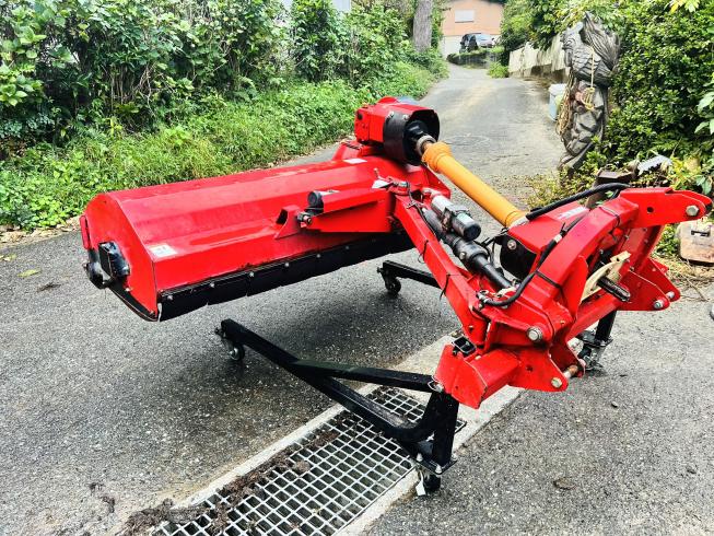 電動　スライドモア　草刈機 TDC1400 写真２