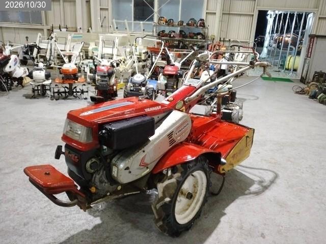 ヤンマー 耕運機 写真