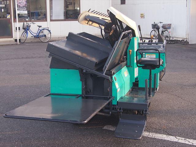 ネギ収穫機 HG100 写真３