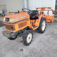 クボタ トラクター 写真